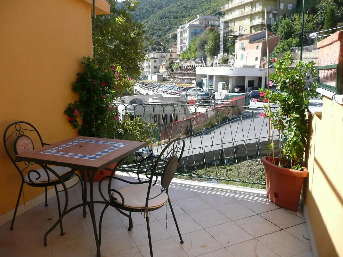 Appartamento La Casa Di Via Anton Da Noli 0*,  Italia